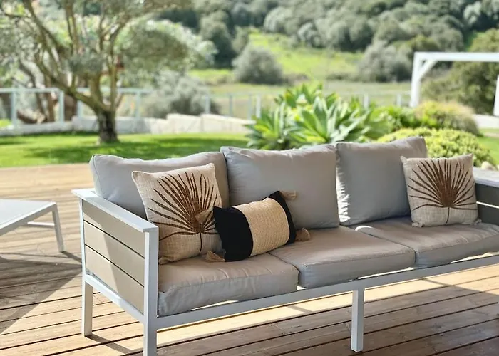 Villaserenita Piscine Chauffee, Jacuzzi, Petanque Ajaccio (Corsica)