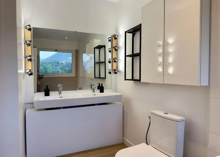 Villaserenita Piscine Chauffee, Jacuzzi, Petanque * Ajaccio (Corsica)