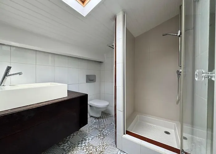 Villaserenita Piscine Chauffee, Jacuzzi, Petanque Villa *