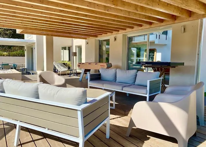 Villaserenita Piscine Chauffee, Jacuzzi, Petanque Ajaccio (Corsica)