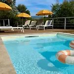 Villaserenita Piscine Chauffee, Jacuzzi, Petanque וילה *
