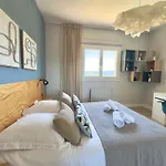 Villaserenita Piscine Chauffee, Jacuzzi, Petanque וילה