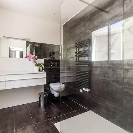 Villaserenita Piscine Chauffee, Jacuzzi, Petanque