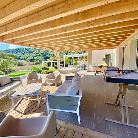 Villaserenita Piscine Chauffee, Jacuzzi, Petanque Ajaccio (Corsica)