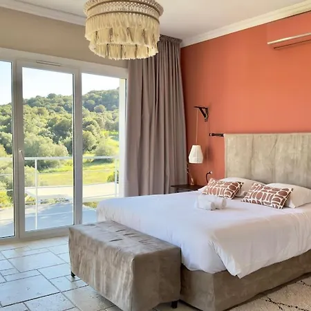 Villaserenita Piscine Chauffee, Jacuzzi, Petanque Villa