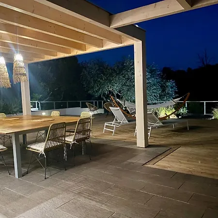 Villaserenita Piscine Chauffee, Jacuzzi, Petanque