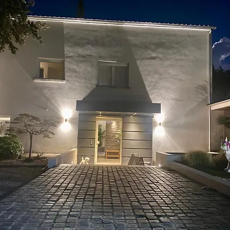 Villaserenita Piscine Chauffee, Jacuzzi, Petanque