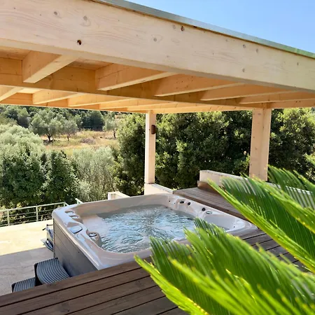 Villaserenita Piscine Chauffee, Jacuzzi, Ping-pong, Petanque فيلة *