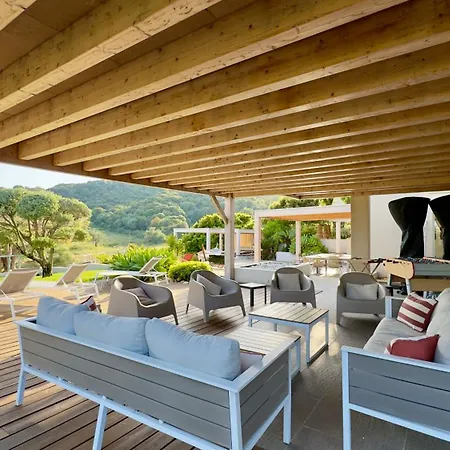 Villaserenita Piscine Chauffee, Jacuzzi, Ping-pong, Petanque فيلة *