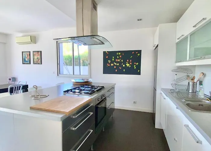 Villa Villaserenita Piscine Chauffee, Jacuzzi, Petanque Ajaccio (Corsica)